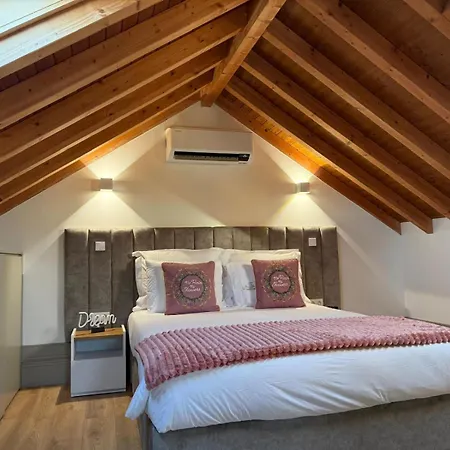 Pinheiro Houses's- Luxury Apartment's By Soul *